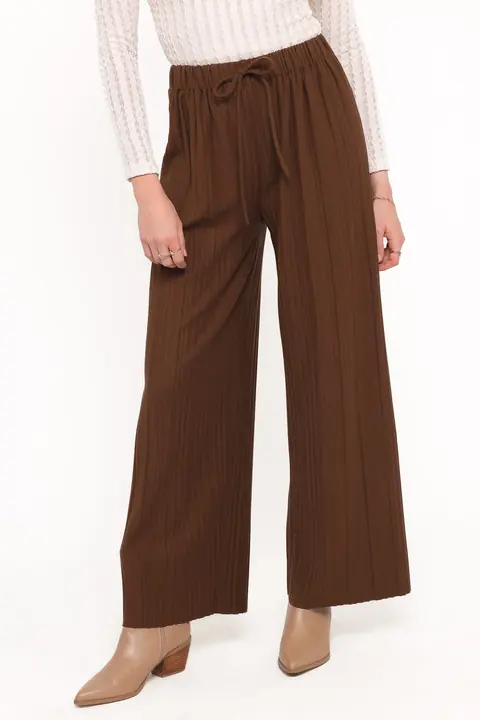 Calça Tricô Plissado Davis Marrom